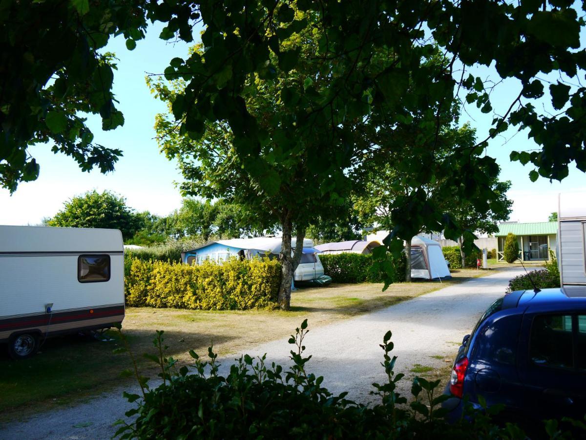 Camping La Corniche Plozevet Exterior photo